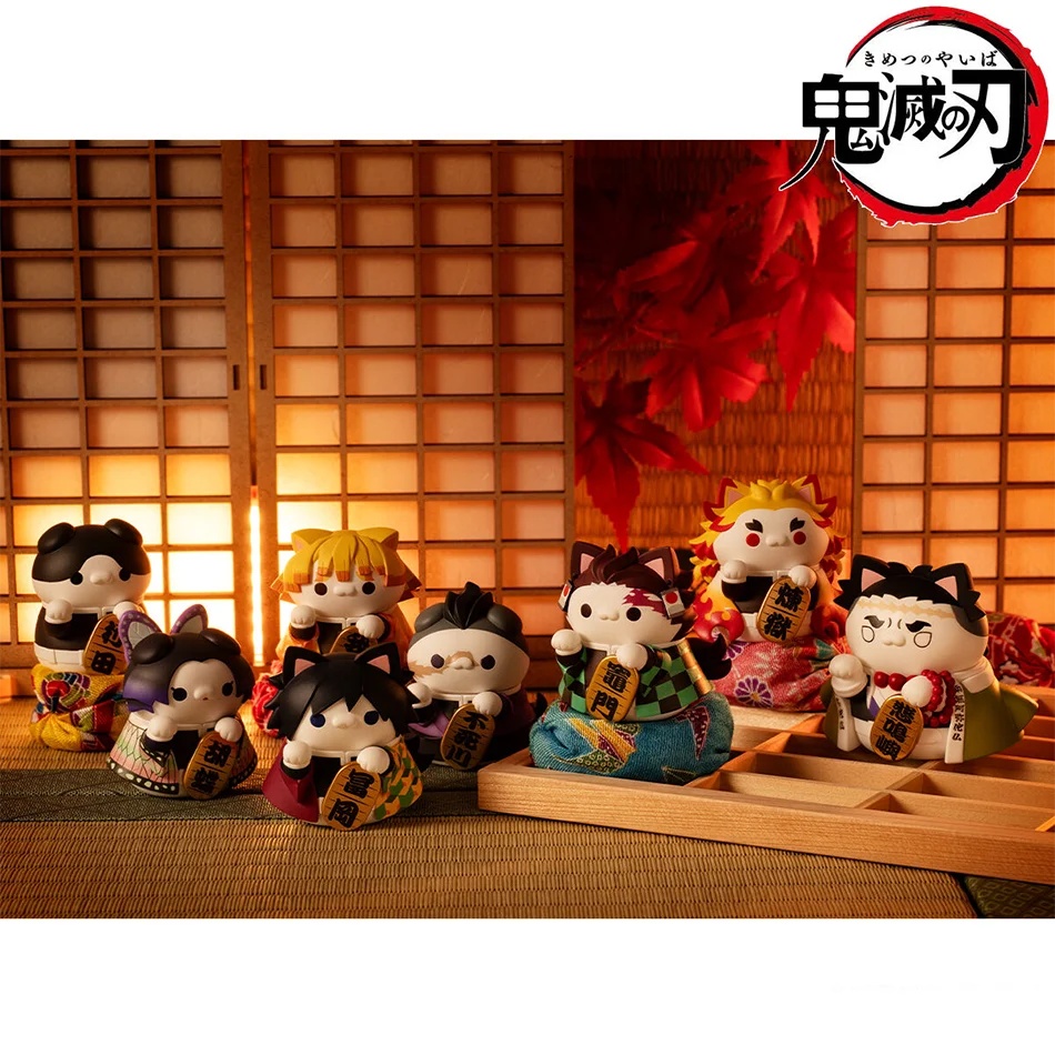 Novo Conjunto de 8 Figuras de  - Anime Merchandise Demon Slayer avaliação e preço