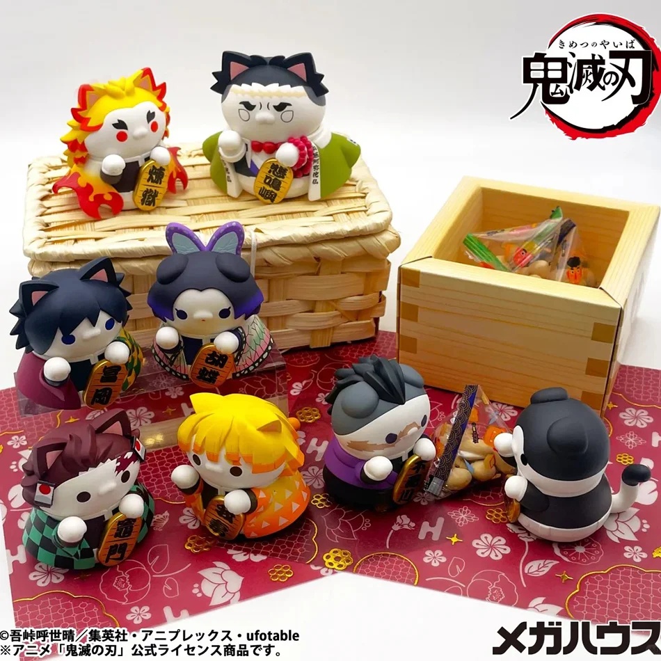 Novo Conjunto de 8 Figuras de  - Anime Merchandise Demon Slayer avaliação e preço