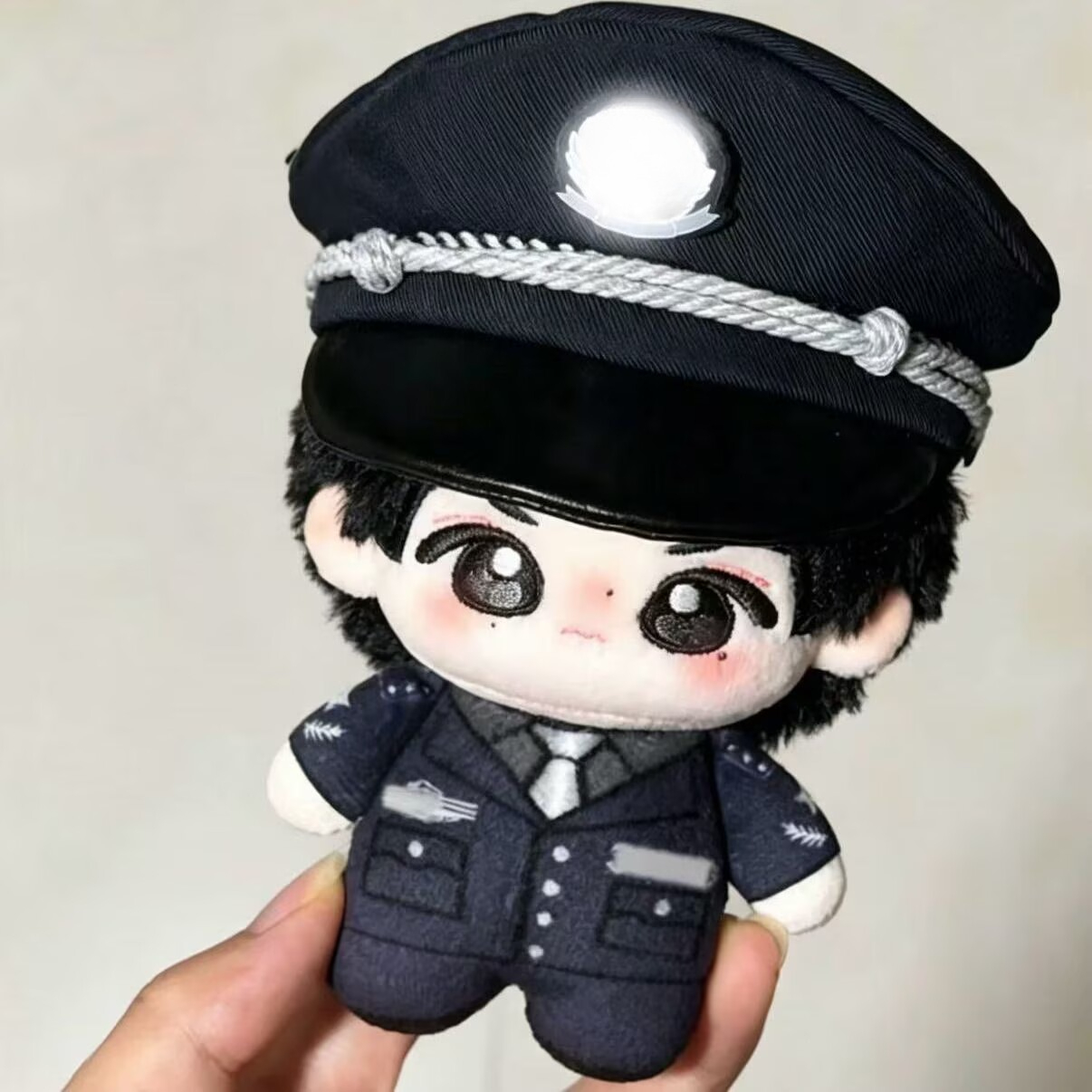 Liu Yuning atribui como produt - Anime Merchandise Cheap avaliação e preço