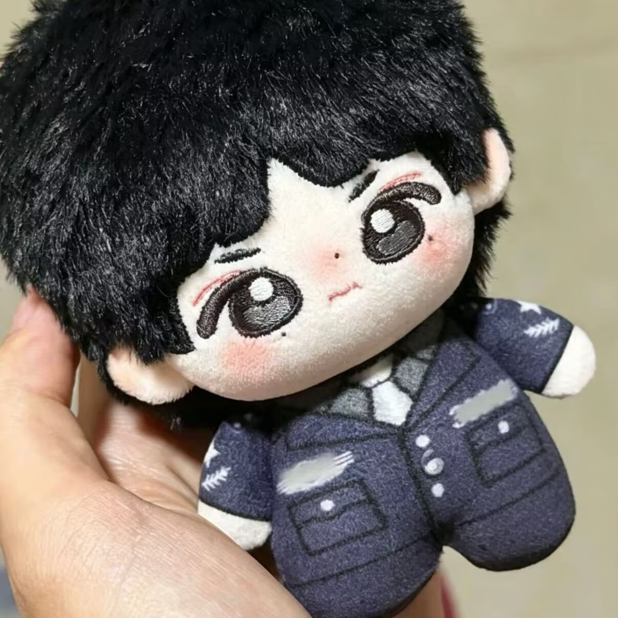 Liu Yuning atribui como produt - Anime Merchandise Cheap avaliação e preço